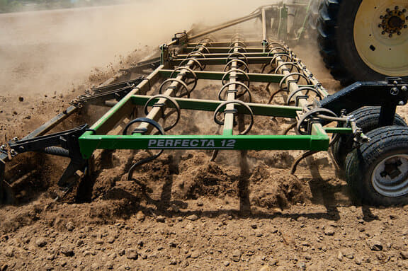 Image of Unverferth Perfecta 10 equipment image 4