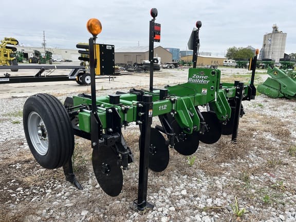 2024 Unverferth 112 Equipment Image0