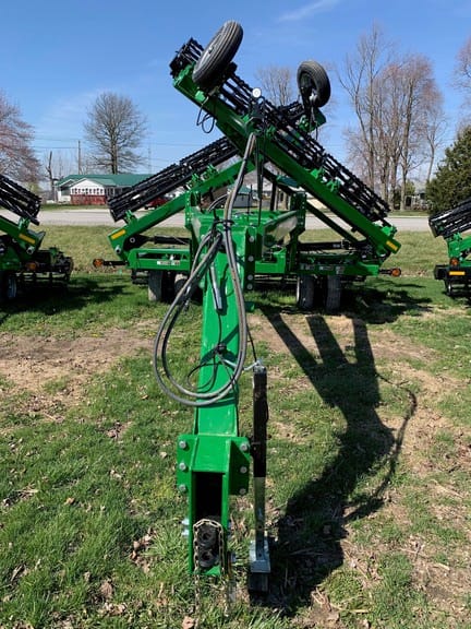 2024 Unverferth 1245 Equipment Image0