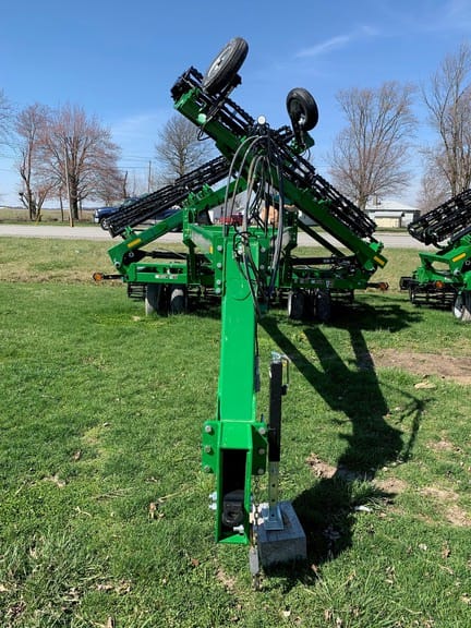 2024 Unverferth 1245 Equipment Image0