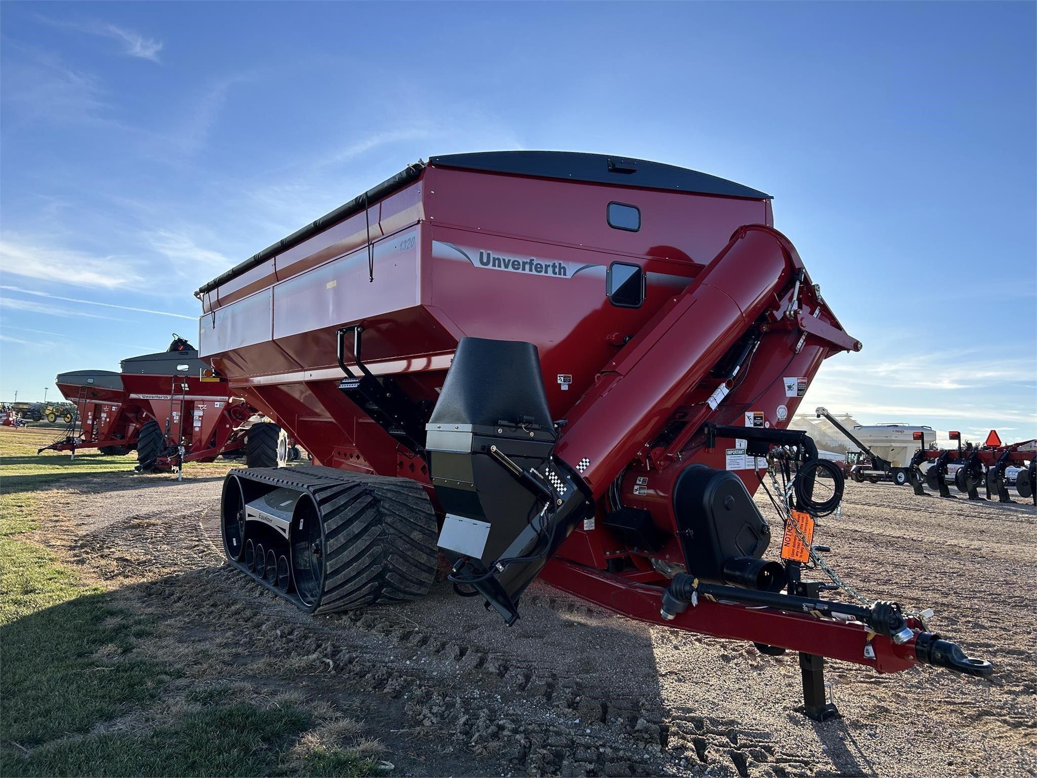 2024 Unverferth 1320 Equipment Image0