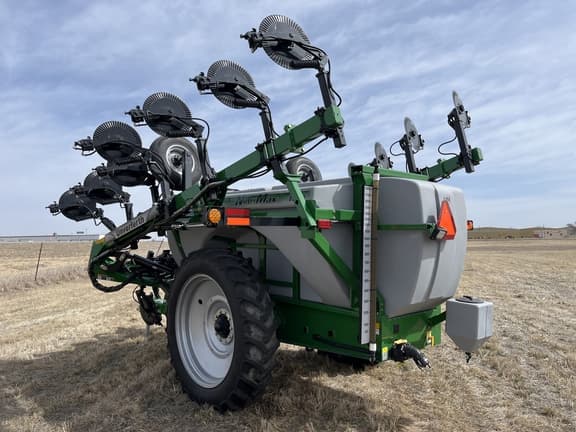 Image of Unverferth Nutrimax 1800 equipment image 2