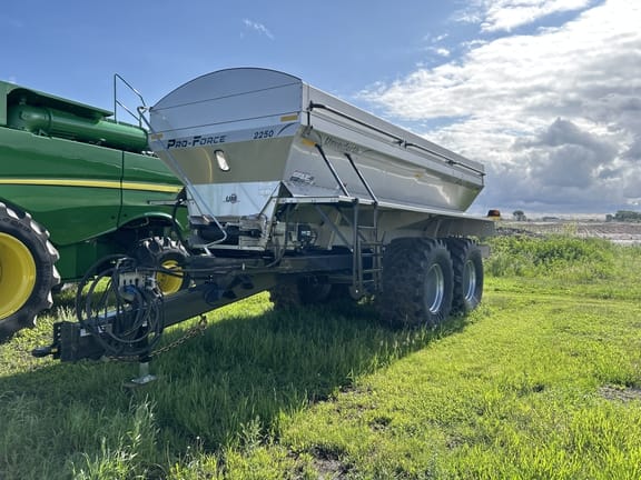 Main image Unverferth Pro Force 2250