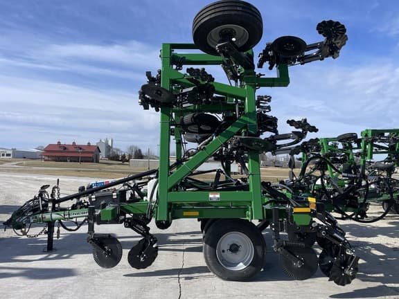 Image of Unverferth 2500 equipment image 1