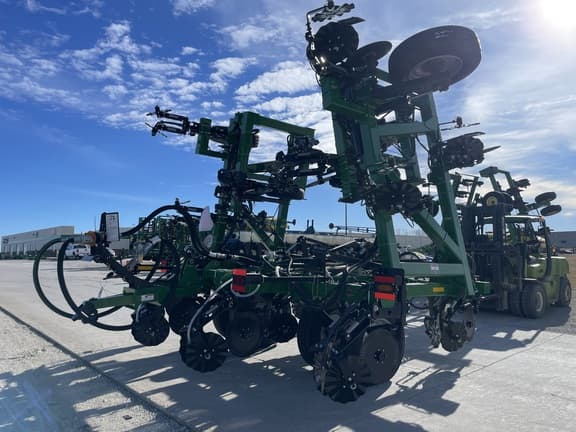 Image of Unverferth 2500 equipment image 4