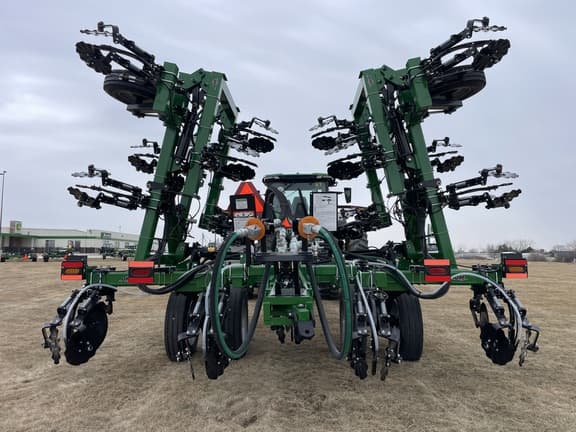 Image of Unverferth 2500 equipment image 3