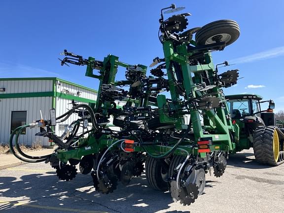 Image of Unverferth 3500 equipment image 2