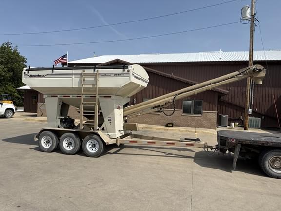 Image of Unverferth Seed Runner 3755XL equipment image 3