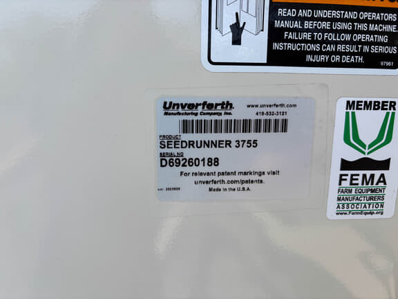 Image of Unverferth Seed Runner 3755XL equipment image 4