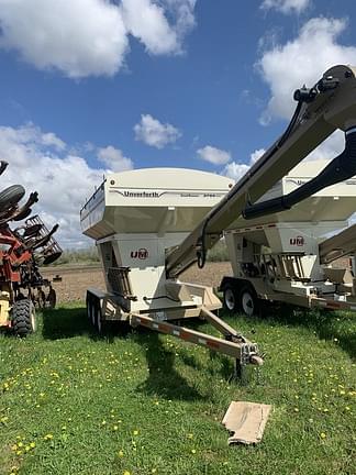Image of Unverferth Seed Runner 3755XL equipment image 2