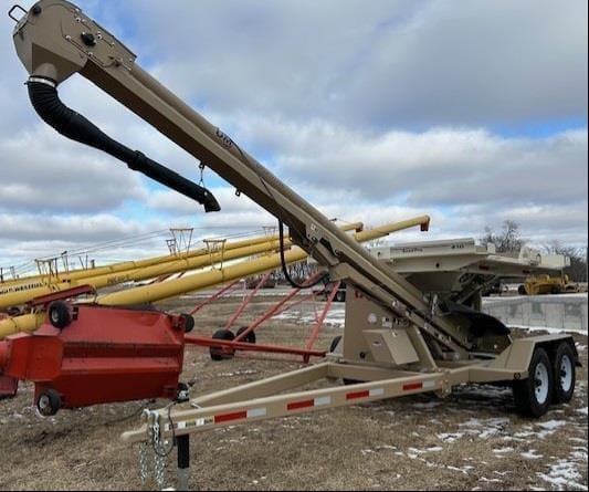 2024 Unverferth Seed Pro 410 Equipment Image0