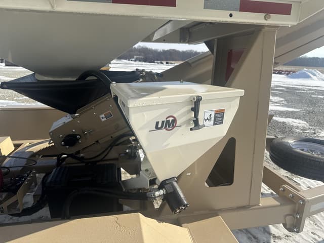 Image of Unverferth 410XL equipment image 4