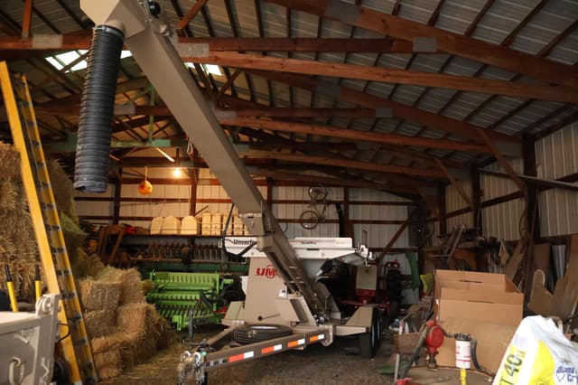 Image of Unverferth 410XL equipment image 1