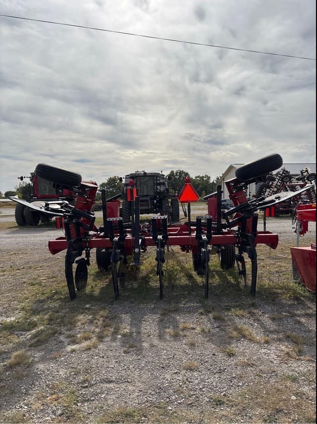 Image of Unverferth Zone-Builder 122 equipment image 2