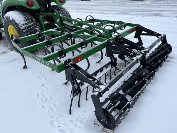 Image of Unverferth Perfecta equipment image 1