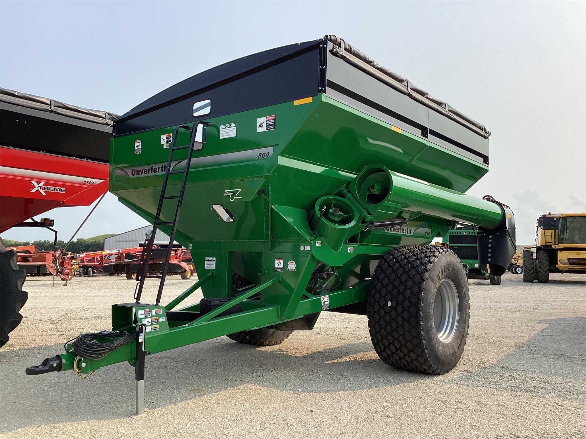 Main image Unverferth 860