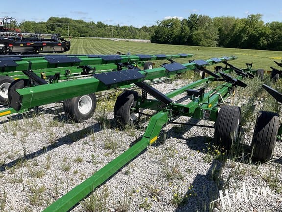 2024 Unverferth AWS-52 Equipment Image0