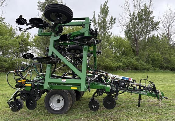 Image of Unverferth 2500 equipment image 1