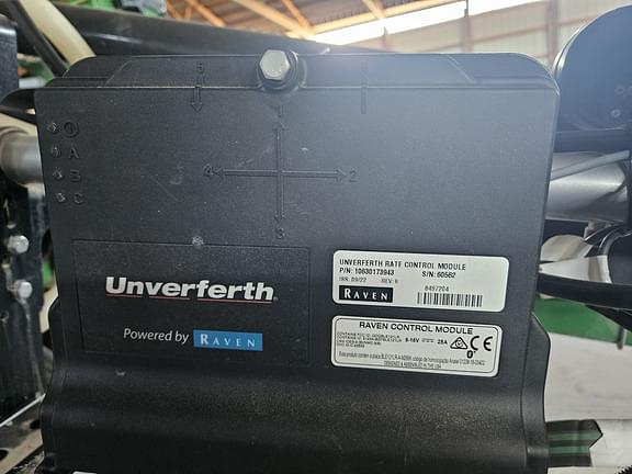 Image of Unverferth Renegade 3500 equipment image 3