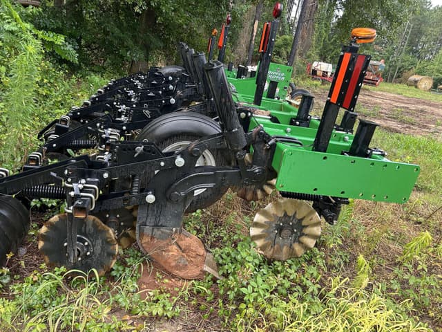 Image of Unverferth Ripper-Stripper 332 equipment image 2