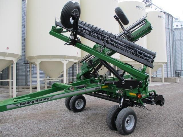 2024 Unverferth 1245D Equipment Image0