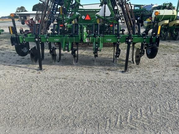 Image of Unverferth Zone-Builder equipment image 1