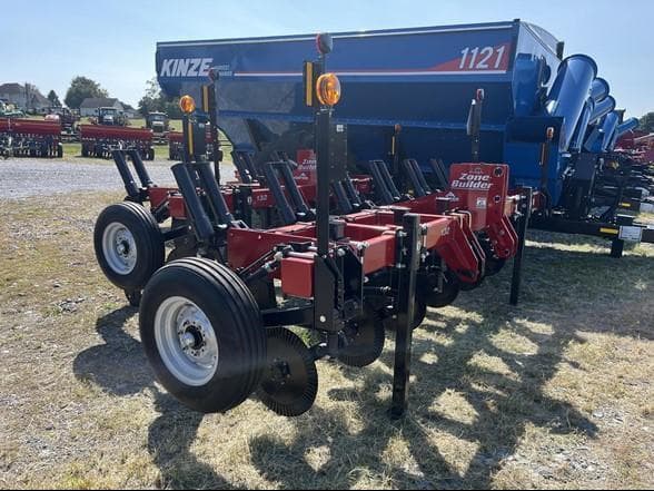 Image of Unverferth Zone-Builder 132 Image 0