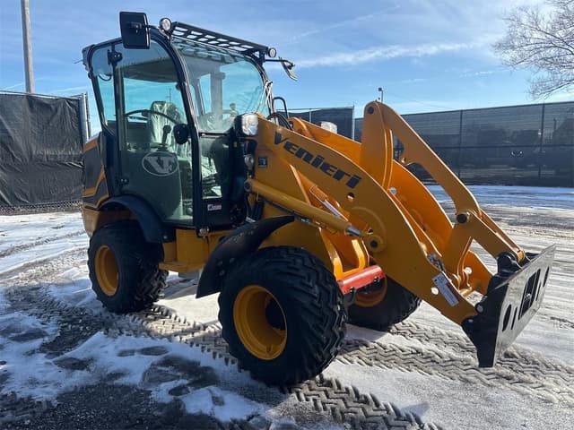 Image of Venieri 1806 equipment image 2