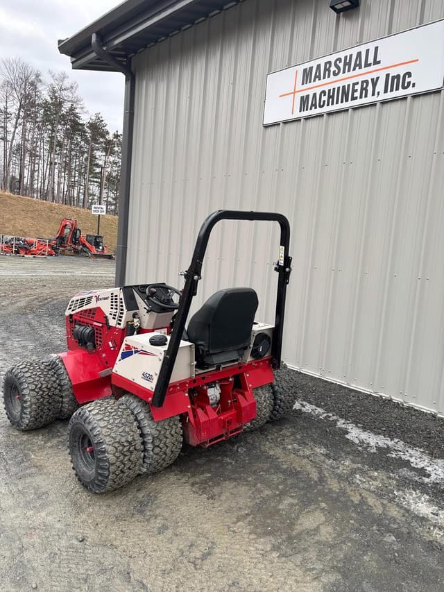 Image of Ventrac 4520N equipment image 3