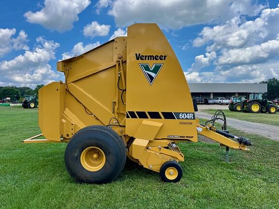 Image of Vermeer 604R Signature equipment image 4