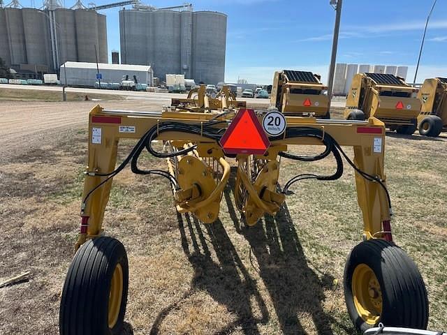 Image of Vermeer R2800 equipment image 3