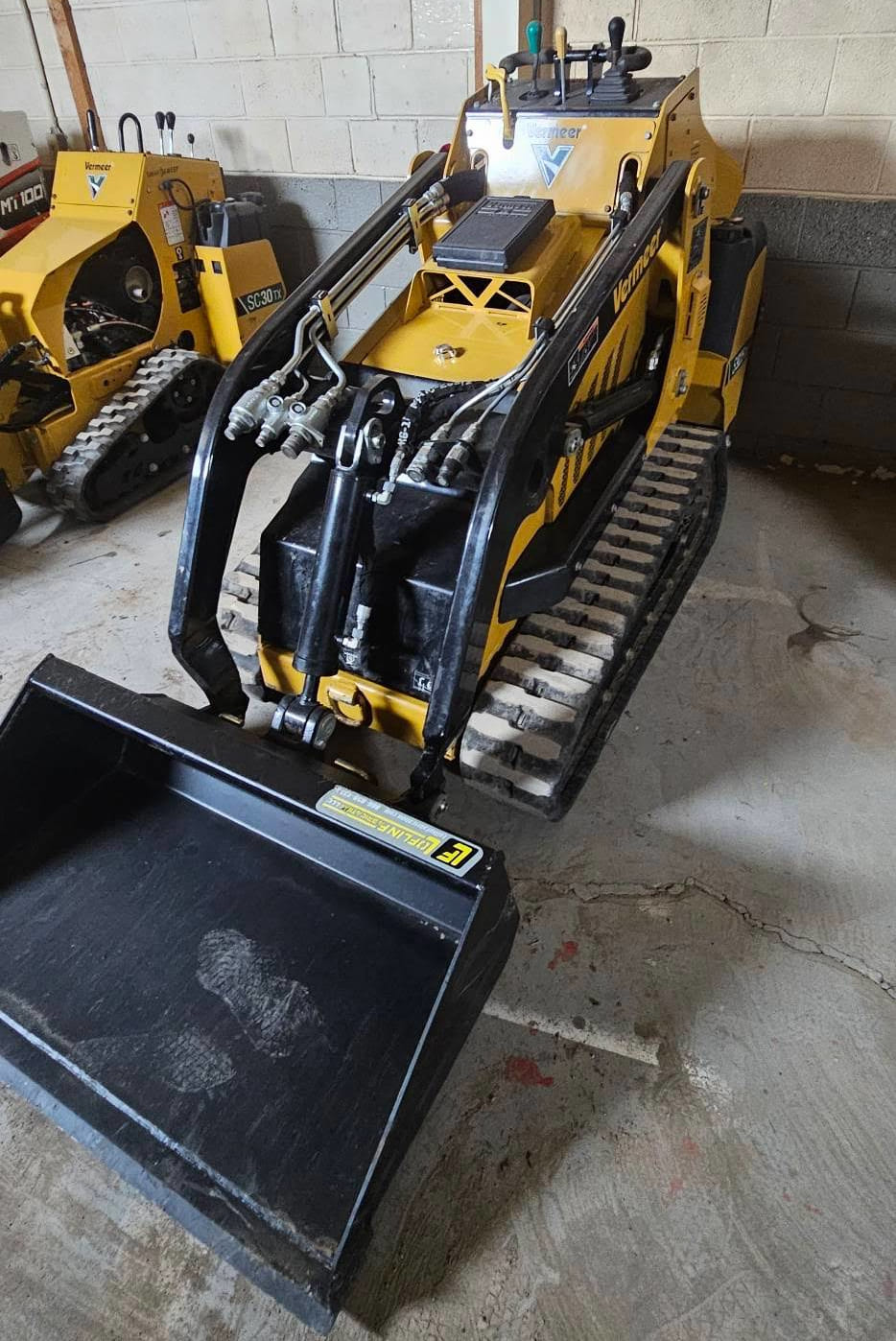 2024 Vermeer S925TX Equipment Image0