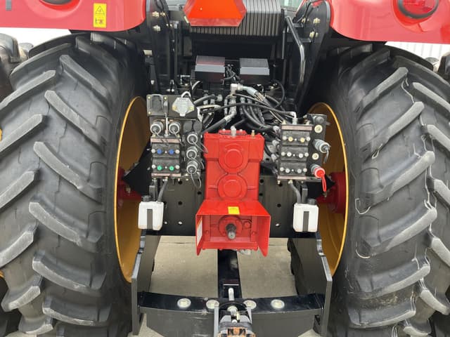 Image of Versatile 460 equipment image 4