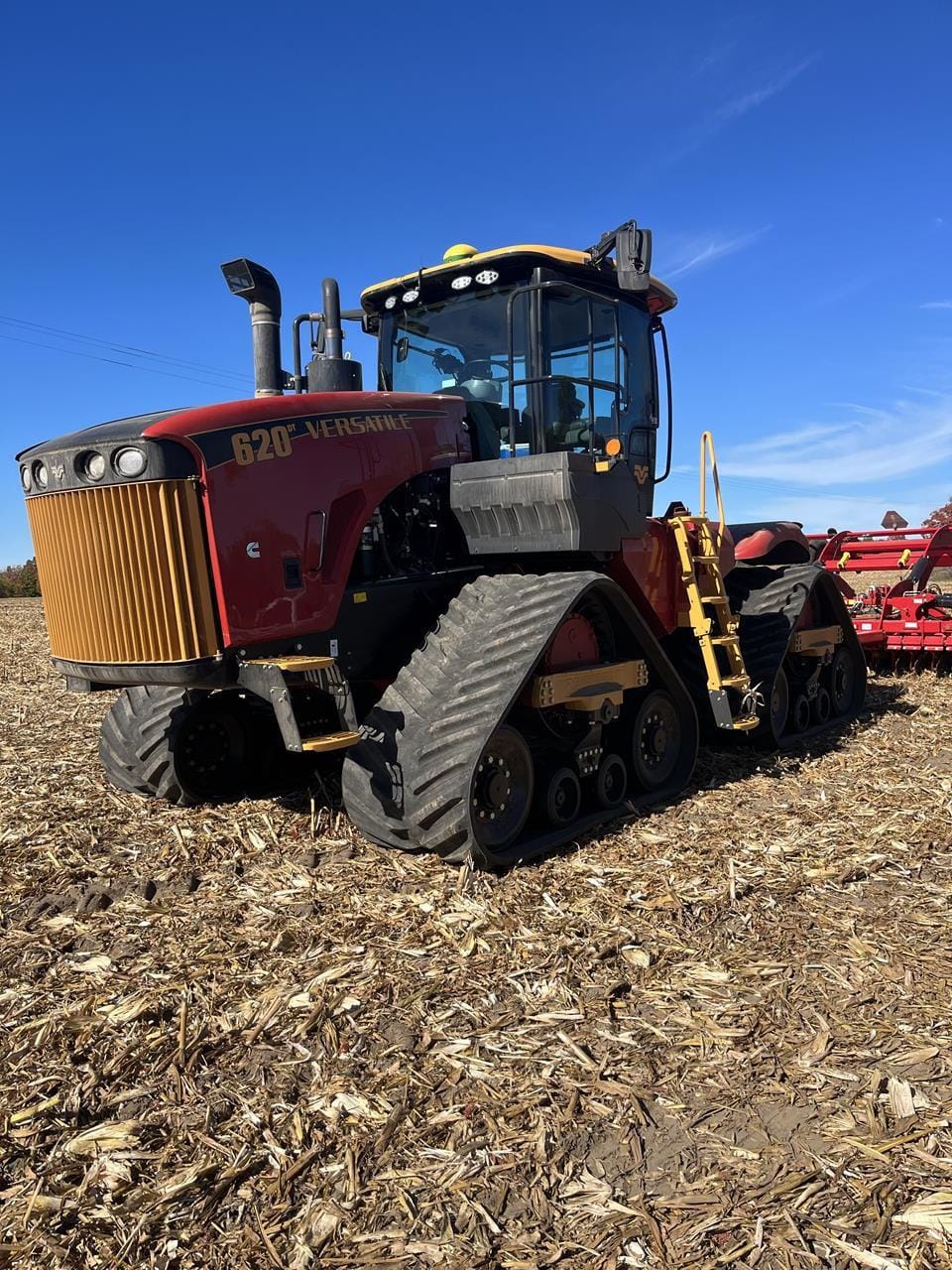 2024 Versatile 620DT Equipment Image0