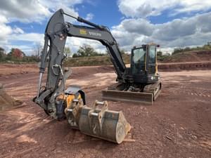 2024 Volvo ECR88D Image