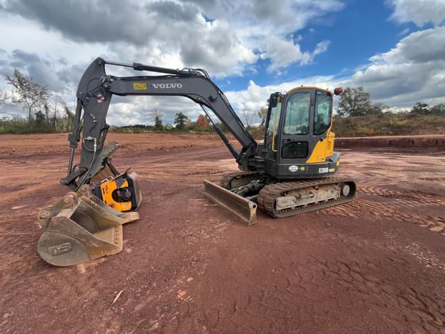 Image of Volvo ECR88D equipment image 3