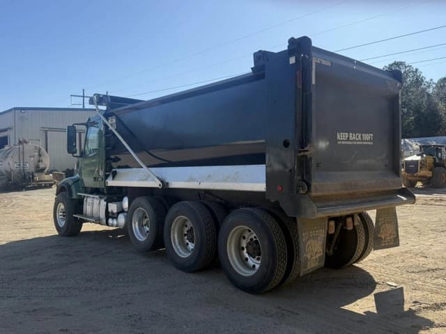 Image of Volvo VHD equipment image 3