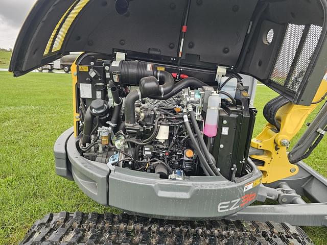 Image of Wacker Neuson EZ36 equipment image 3