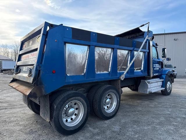 Image of Western Star 49X equipment image 4