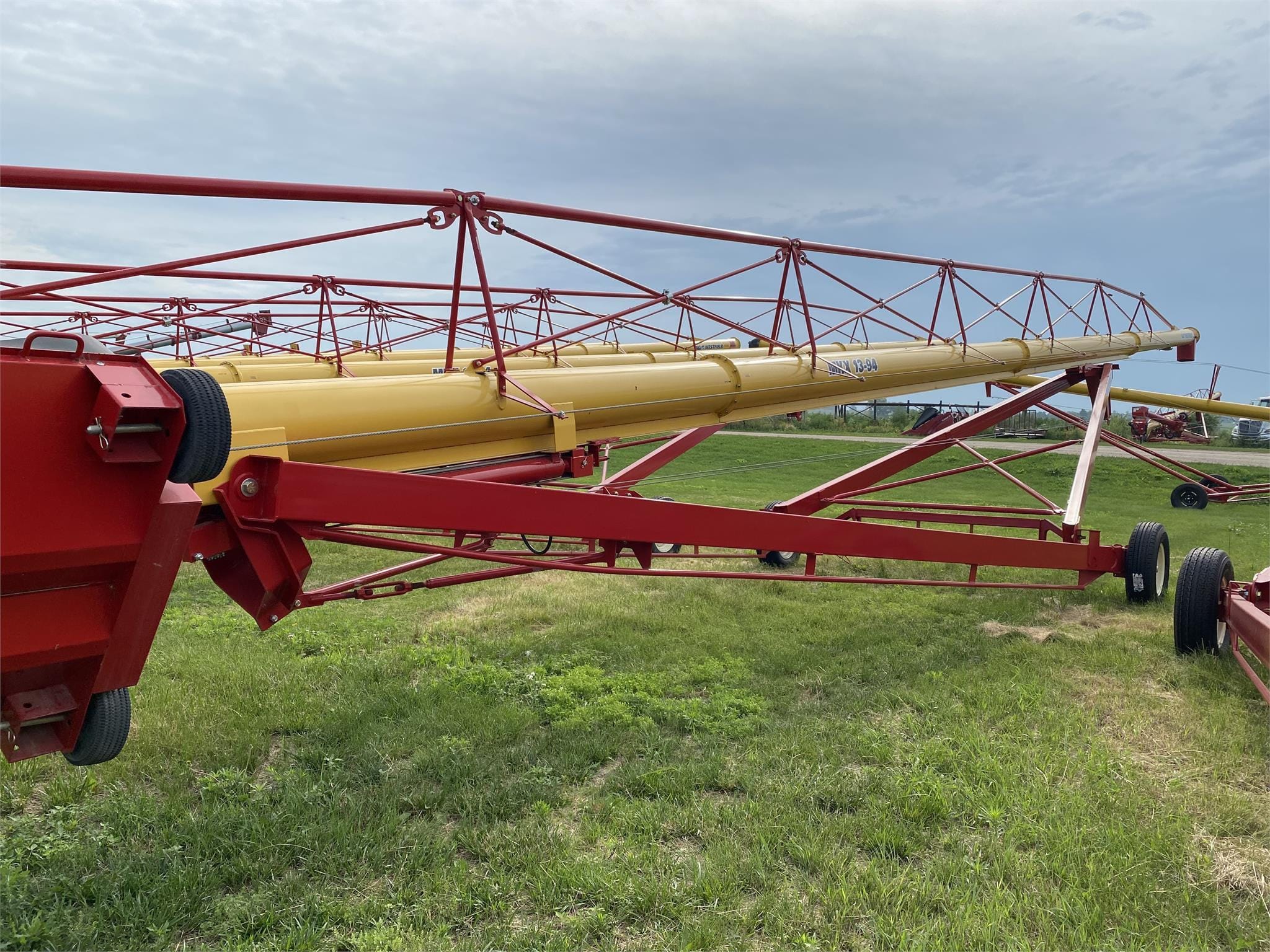 2024 Westfield MKX130-94 Equipment Image0