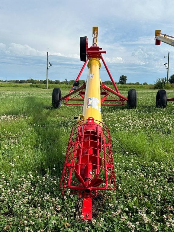 2024 Westfield WRX8-36 Equipment Image0