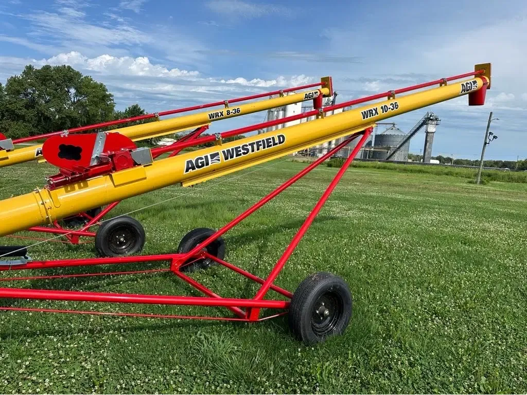 2024 Westfield WRX10-36 Equipment Image0
