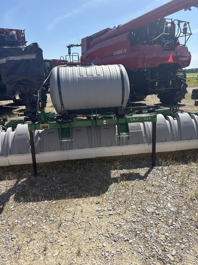 Image of Willmar 642 equipment image 1