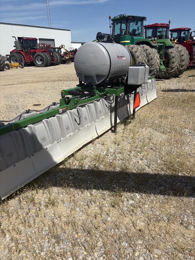 Image of Willmar 642 equipment image 3