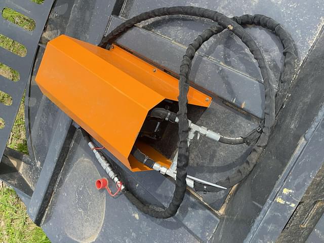 Image of Wolverine BC-13-72W equipment image 3