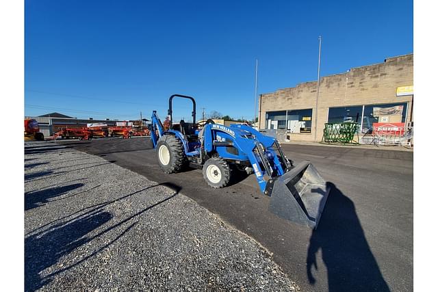 Image of New Holland Workmaster 35 equipment image 2