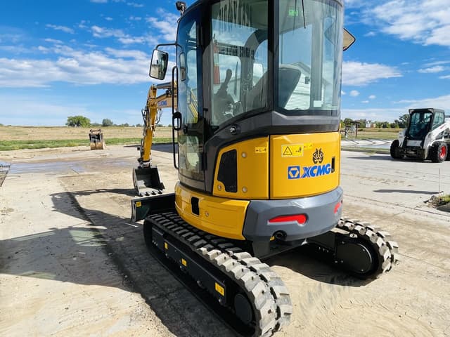 Image of XCMG XE35U equipment image 3