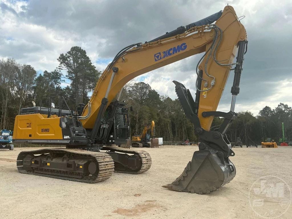 2024 XCMG XE490U Equipment Image0