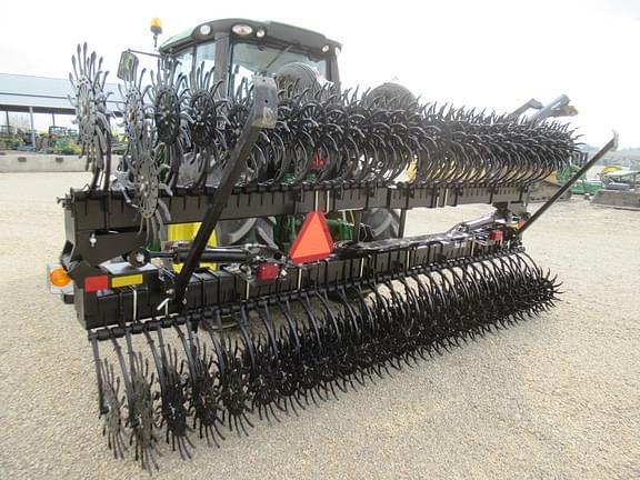 Image of Yetter 3530 equipment image 3