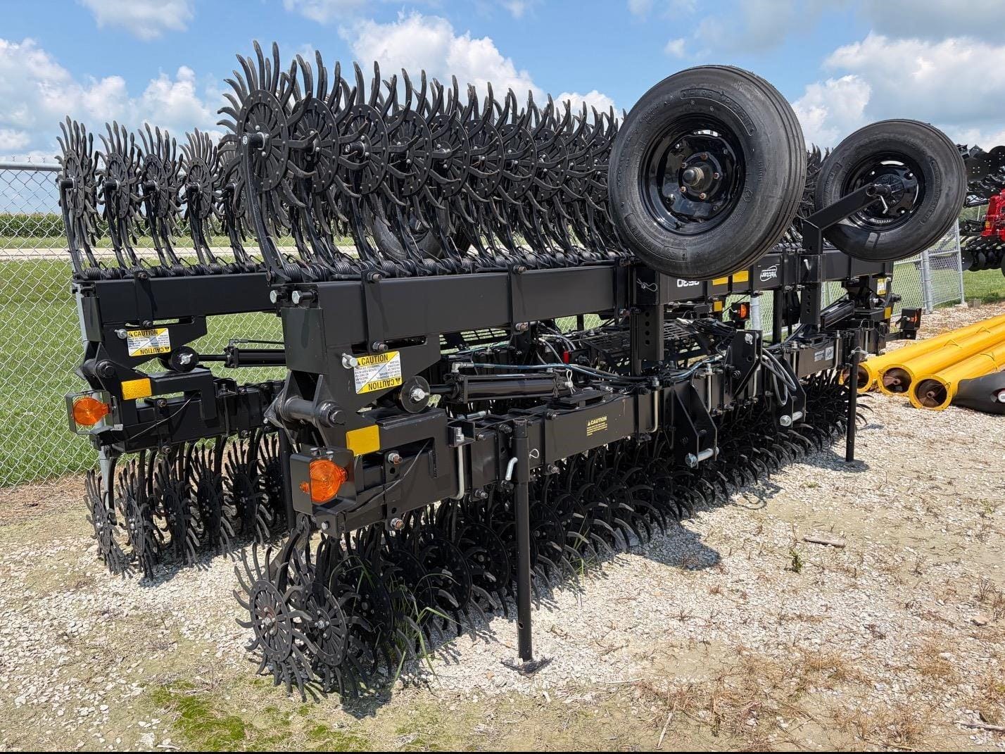 2024 Yetter 3530 Equipment Image0